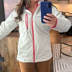 Columbia Light Gray Ski Jacket with Pink Trim